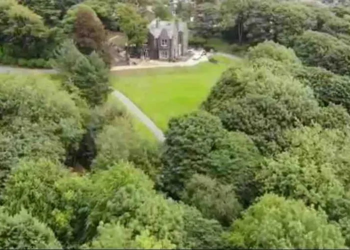 Luxury Attic Studio, Heart Of Uppermill, Saddleworth